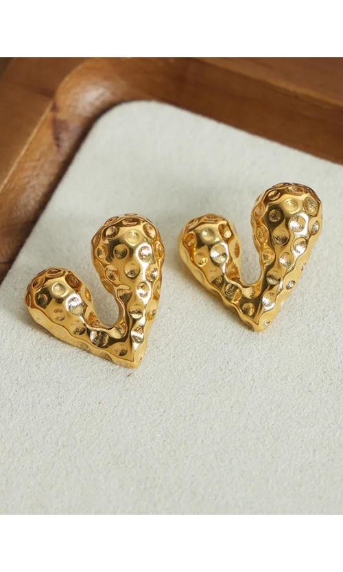 Aesthetic Gold Finish Textured Abstract Heart Stud Earrings for Women