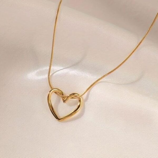 Golden Intertwined Heart Snake Chain Necklace