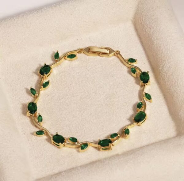 Golden Cuban Chain Link Bracelet